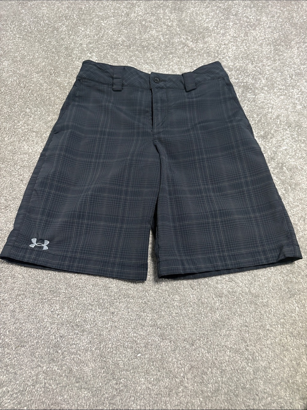 Under Armour Boys Charcoal Plaid Golf Shorts